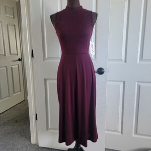 NWT! Sleeveless Wide Leg Cropped Romper - S